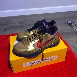 Nike Kobe 5 Protro
Undefeated Hall of Fame